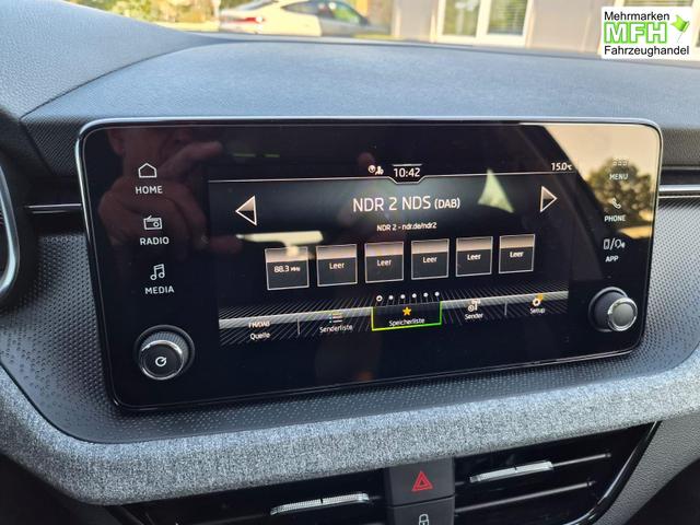 Skoda Kamiq 1.5 TSI 150PS DSG Selection AHK Klimaautomatik Sitzheizung R&uuml;ckf.Kamera PDC Apple CarPlay + Android Auto Tempomat Garantieverl&auml;ngerung 16"LM 