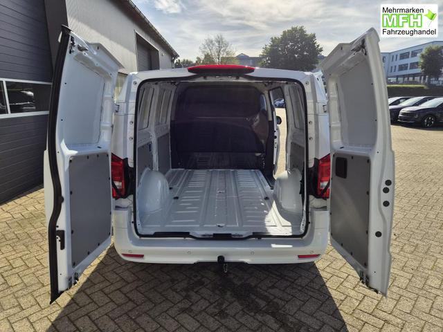 Mercedes-Benz Vito 114 PRO L2 2.0 CDI 136PS Automatik 2,8t 2-Sitzer Chrompaket innen AHK Klimaautomatik Bluetooth DAB Apple CarPlay Android Auto PDC v+h R&uuml;ckf.Kamera Tempomat Ganzj.Reifen 