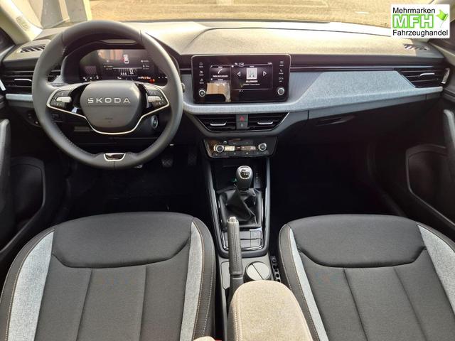 Skoda Scala 1.0 TSI 115PS Selection AHK schwenkb. Klimaautomatik Sitzheizung PDC R&uuml;ckf.Kamera Apple CarPlay Android Auto 