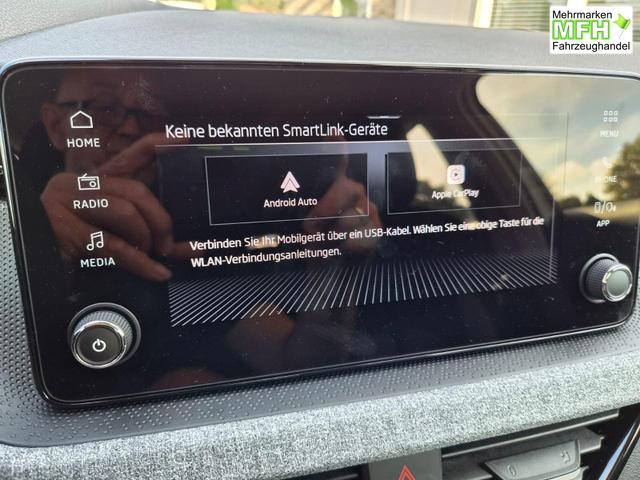 Skoda Scala 1.0 TSI 115PS Selection AHK schwenkb. Klimaautomatik Sitzheizung PDC R&uuml;ckf.Kamera Apple CarPlay Android Auto 