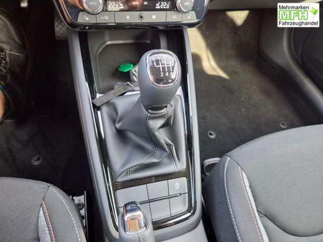 Skoda Scala 1.0 TSI 115PS Selection AHK schwenkb. Klimaautomatik Sitzheizung PDC R&uuml;ckf.Kamera Apple CarPlay Android Auto 