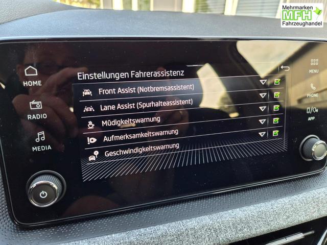 Skoda Scala 1.0 TSI 115PS DSG Selection Klimaautomatik Sitzheizung PDC R&uuml;ckf.Kamera Apple CarPlay Android Auto 