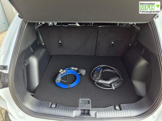 Ford Kuga Titanium 243PS PHEV Automatik elektr. PanoDach Sitzheizung v+h Lenkradheizung Frontscheibe beheizb. Klimaautomatik Navi SYNC4 Apple CarPlay Android Auto Touchscreen PDC 4xKamera 2xKeyless 17"LM vollelektr. Reichweite 66KM 