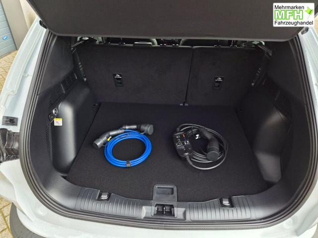 Ford Kuga Titanium 243PS PHEV Automatik schwenkb. AHK elektr. PanoDach Sitzheizung v+h Lenkradheizung Frontscheibe beheizb. Klimaautomatik Navi SYNC4 Apple CarPlay Android Auto Touchscreen PDC 4xKamera 2xKeyless 17"LM vollelektr. Reichweite 66KM 