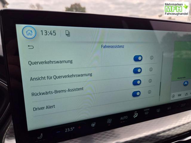 Ford Kuga Titanium 243PS PHEV Automatik schwenkb. AHK elektr. PanoDach Sitzheizung v+h Lenkradheizung Frontscheibe beheizb. Klimaautomatik Navi SYNC4 Apple CarPlay Android Auto Touchscreen PDC 4xKamera 2xKeyless 17"LM vollelektr. Reichweite 66KM 