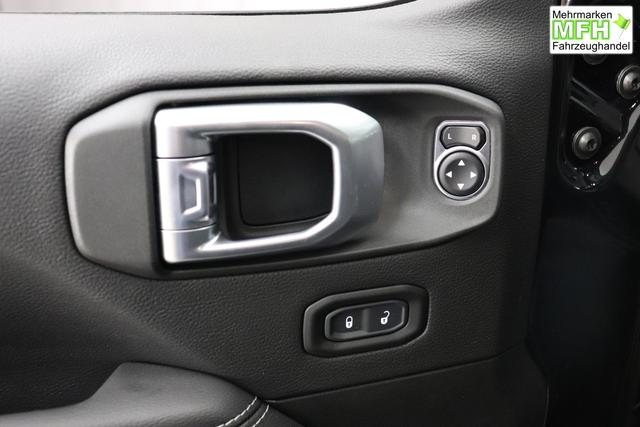 2.0 4xe Sahara Plug-In Hybrid 280 (380) 8-Stufen- Automatikgetriebe Black Uni Leder schwarz