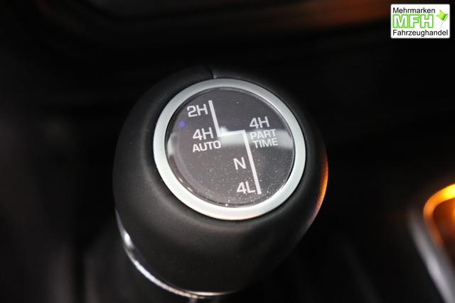 2.0 4xe Sahara Plug-In Hybrid 280 (380) 8-Stufen- Automatikgetriebe Black Uni Leder schwarz