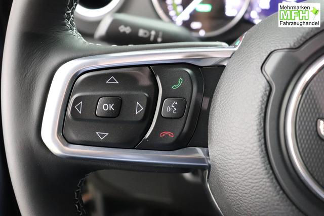 2.0 4xe Sahara Plug-In Hybrid 280 (380) 8-Stufen- Automatikgetriebe Black Uni Leder schwarz