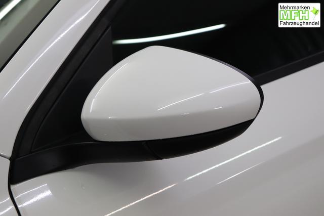 Tipo 5-T&uuml;rer MY22 TIPO 5-T&uuml;rer City Life 1.0 74kW (100PS)249 - Gelato Wei&szlig; 645 - Stoff Schwarz "316 R&uuml;ckfahrkamera mit dynamischen F&uuml;hrungslinien 3A4 Sicherheits-Plus-Paket 3A5 Convenience Plus-Paket 3B4 Style-Paket 452 Sitzheizung vorn ja laut RE 21.10 fb 7QC Uconnect&trade; NAV Navigationssystem und digitalem Audioempfang DAB+"