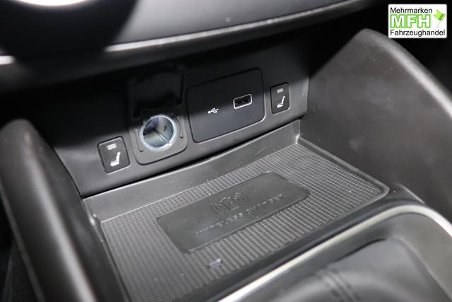 Tipo 5-T&uuml;rer MY22 TIPO 5-T&uuml;rer City Life 1.0 74kW (100PS)249 - Gelato Wei&szlig; 645 - Stoff Schwarz "316 R&uuml;ckfahrkamera mit dynamischen F&uuml;hrungslinien 3A4 Sicherheits-Plus-Paket 3A5 Convenience Plus-Paket 3B4 Style-Paket 452 Sitzheizung vorn ja laut RE 21.10 fb 7QC Uconnect&trade; NAV Navigationssystem und digitalem Audioempfang DAB+"