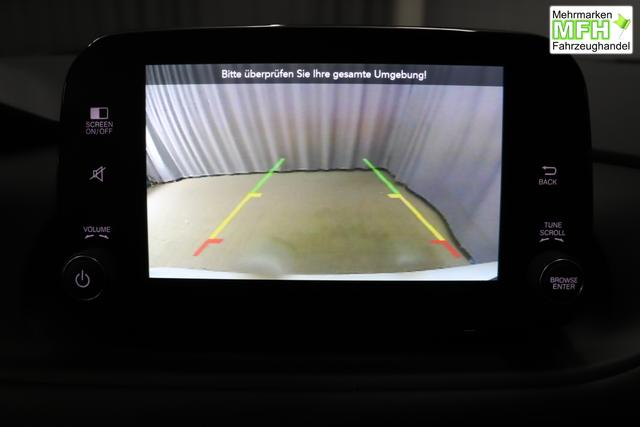 Tipo 5-T&uuml;rer MY22 TIPO 5-T&uuml;rer City Life 1.0 74kW (100PS)249 - Gelato Wei&szlig; 645 - Stoff Schwarz "316 R&uuml;ckfahrkamera mit dynamischen F&uuml;hrungslinien 3A4 Sicherheits-Plus-Paket 3A5 Convenience Plus-Paket 3B4 Style-Paket 452 Sitzheizung vorn ja laut RE 21.10 fb 7QC Uconnect&trade; NAV Navigationssystem und digitalem Audioempfang DAB+"