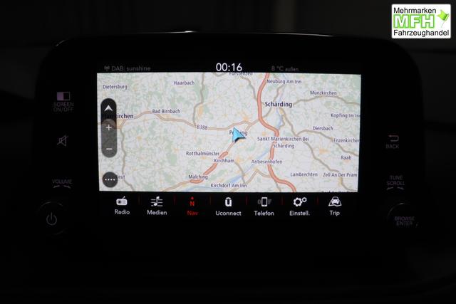 Tipo 5-T&uuml;rer MY22 TIPO 5-T&uuml;rer City Life 1.0 74kW (100PS)249 - Gelato Wei&szlig; 645 - Stoff Schwarz "316 R&uuml;ckfahrkamera mit dynamischen F&uuml;hrungslinien 3A4 Sicherheits-Plus-Paket 3A5 Convenience Plus-Paket 3B4 Style-Paket 452 Sitzheizung vorn ja laut RE 21.10 fb 7QC Uconnect&trade; NAV Navigationssystem und digitalem Audioempfang DAB+"