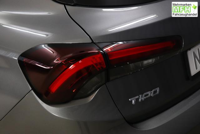 Tipo 5-T&uuml;rer MY22 TIPO 5-T&uuml;rer City Life 1.0 74kW (100PS)695 - Colosseo Grau 645 - Stoff Schwarz "316 R&uuml;ckfahrkamera mit dynamischen F&uuml;hrungslinien 3A4 Sicherheits-Plus-Paket 3A5 Convenience Plus-Paket 3B4 Style-Paket 452 Sitzheizung vorn 5DR Colosseo Grau ja laut RE 21.10 fb 7QC Uconnect&trade; NAV Navigationssystem und digitalem Audioempfang DAB+"