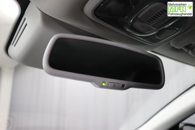 Tipo 5-T&uuml;rer MY22 TIPO 5-T&uuml;rer City Life 1.0 74kW (100PS)695 - Colosseo Grau 645 - Stoff Schwarz "316 R&uuml;ckfahrkamera mit dynamischen F&uuml;hrungslinien 3A4 Sicherheits-Plus-Paket 3A5 Convenience Plus-Paket 3B4 Style-Paket 452 Sitzheizung vorn 5DR Colosseo Grau ja laut RE 21.10 fb 7QC Uconnect&trade; NAV Navigationssystem und digitalem Audioempfang DAB+"