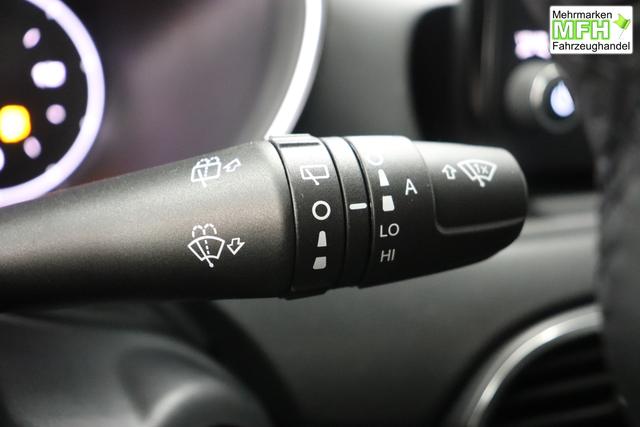 Tipo 5-T&uuml;rer MY22 TIPO 5-T&uuml;rer City Life 1.0 74kW (100PS)695 - Colosseo Grau 645 - Stoff Schwarz "316 R&uuml;ckfahrkamera mit dynamischen F&uuml;hrungslinien 3A4 Sicherheits-Plus-Paket 3A5 Convenience Plus-Paket 3B4 Style-Paket 452 Sitzheizung vorn 5DR Colosseo Grau ja laut RE 21.10 fb 7QC Uconnect&trade; NAV Navigationssystem und digitalem Audioempfang DAB+"