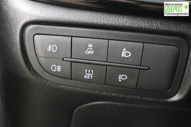 Tipo 5-T&uuml;rer MY22 TIPO 5-T&uuml;rer City Life 1.0 74kW (100PS)695 - Colosseo Grau 645 - Stoff Schwarz "316 R&uuml;ckfahrkamera mit dynamischen F&uuml;hrungslinien 3A4 Sicherheits-Plus-Paket 3A5 Convenience Plus-Paket 3B4 Style-Paket 452 Sitzheizung vorn 5DR Colosseo Grau ja laut RE 21.10 fb 7QC Uconnect&trade; NAV Navigationssystem und digitalem Audioempfang DAB+"