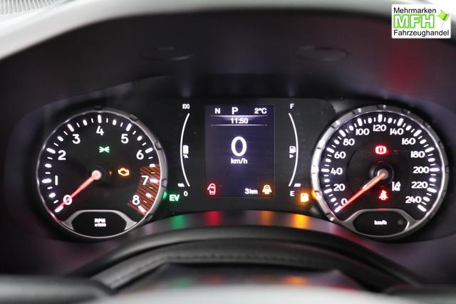 Jeep Renegade 1.5 T4 DCT7 e-Hybrid Longitude 1469 96 kW435 Blue Shade 015 Stoff Schwarz "61P Blue Shade Metallic Business-Paket Longitude: Uconnect Smartouch 8.4 mit 8,4""-Touchscreen, Navigationssystem, Bluetooth, AUX-IN-und USB sowie DAB, Apple CarPlay&Android Auto und LIVE Services, Fahrersitz mit elektr. Lordosenst&uuml;tze 2-fach verstellbar"