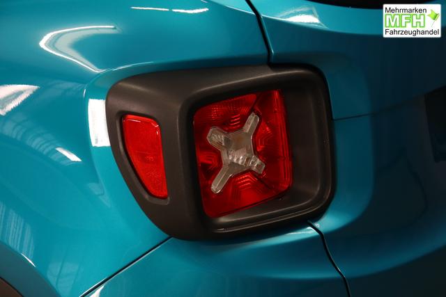 Jeep Renegade 1.6 Multijet 16V Longitude Diesel 1598 96 kW470 Bikini Metallic Stoff schwarz "8F6 Reifen-Reparatur-Set (Kit Fix&Go) Business-Paket Longitude 070 Stark abgedunkelte Heckscheibe und Seitenscheiben hinten Bikini Metallic", Beispielbilder, ggf. teilweise mit Sonderausstattung