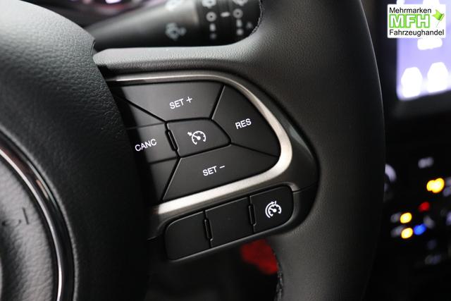 Jeep Renegade 1.6 Multijet 16V Longitude Diesel 1598 96 kW470 Bikini Metallic Stoff schwarz "8F6 Reifen-Reparatur-Set (Kit Fix&Go) Business-Paket Longitude 070 Stark abgedunkelte Heckscheibe und Seitenscheiben hinten Bikini Metallic", Beispielbilder, ggf. teilweise mit Sonderausstattung