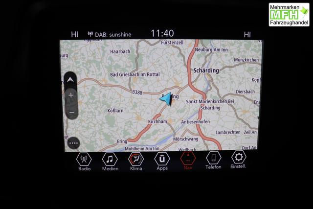 Jeep Renegade 1.5 T4 DCT7 e-Hybrid Limited 1469 96 kW435 Blue Shade Leder Schwarz "Navigationssystem 01K Design-Paket Black Pack 2XL Leder-Paket 2T2 Funktions-Paket 7KS Winter-Paket UGM Uconnect Smartouch 8.4 mit 8,4""-Touchscreen, Navigationssystem, Bluetooth, AUX-IN-und USB sowie DAB, Apple CarPlay&Android Auto und LIVE Services 070 Seitenscheiben hinten und Heckscheibe verdunkelt 108 18""-Leichtmetallfelgen, schwarz gl&auml;nzend 61P Blue Shade"