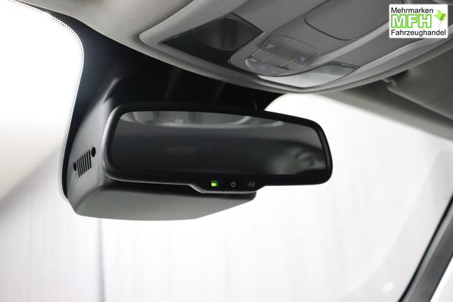 Jeep Renegade 1.5 T4 DCT7 e-Hybrid Limited 1469 96 kW296 Alpine White Leder Schwarz "Navigationssystem 01K Design-Paket Black Pack 2XL Leder-Paket 2T2 Funktions-Paket 7KS Winter-Paket UGM Uconnect Smartouch 8.4 mit 8,4""-Touchscreen, Navigationssystem, Bluetooth, AUX-IN-und USB sowie DAB, Apple CarPlay&Android Auto und LIVE Services 070 Seitenscheiben hinten und Heckscheibe verdunkelt 108 18""-Leichtmetallfelgen, schwarz gl&auml;nzend 5CA Alpine White"