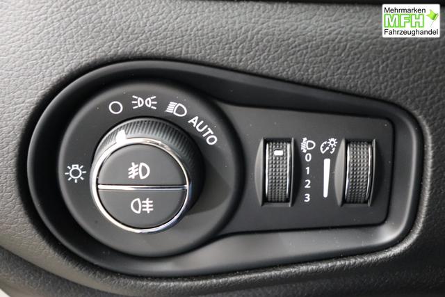 Jeep Renegade 1.5 T4 DCT7 e-Hybrid Limited 1469 96 kW296 Alpine White Leder Schwarz "Navigationssystem 01K Design-Paket Black Pack 2XL Leder-Paket 2T2 Funktions-Paket 7KS Winter-Paket UGM Uconnect Smartouch 8.4 mit 8,4""-Touchscreen, Navigationssystem, Bluetooth, AUX-IN-und USB sowie DAB, Apple CarPlay&Android Auto und LIVE Services 070 Seitenscheiben hinten und Heckscheibe verdunkelt 108 18""-Leichtmetallfelgen, schwarz gl&auml;nzend 5CA Alpine White"