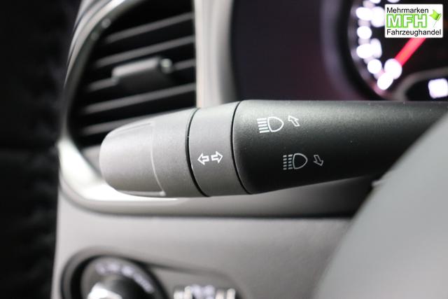 Jeep Renegade 1.0 T3 GSE Limited 999 88 kW470 Bikini Metallic 020 Stoff schwarz "2T2 Funktions-Paket CommandView&reg; Panorama-Glasschiebedach 2Y7 Business-Paket 7KS Winter-Paket 61Q Bikini Metallic", Beispielbilder, ggf. teilweise mit Sonderausstattung