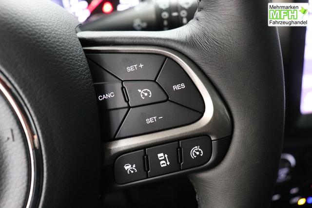 Jeep Renegade 1.0 T3 GSE Limited 999 88 kW470 Bikini Metallic 020 Stoff schwarz "2T2 Funktions-Paket CommandView&reg; Panorama-Glasschiebedach 2Y7 Business-Paket 7KS Winter-Paket 61Q Bikini Metallic", Beispielbilder, ggf. teilweise mit Sonderausstattung