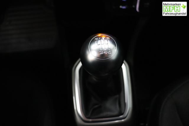 Jeep Renegade 1.6 Multijet 16V Longitude Diesel 1598 96 kW435 Blue Shade 015 Stoff schwarz "8F6 Reifen-Reparatur-Set (Kit Fix&Go) Business-Paket Longitude 070 Stark abgedunkelte Heckscheibe und Seitenscheiben hinten Blue Shade", Beispielbilder, ggf. teilweise mit Sonderausstattung