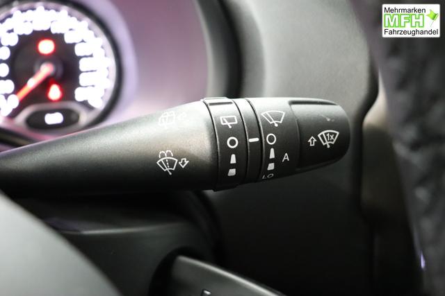 Jeep Renegade 1.6 Multijet 16V Longitude Diesel 1598 96 kW435 Blue Shade 015 Stoff schwarz "8F6 Reifen-Reparatur-Set (Kit Fix&Go) Business-Paket Longitude 070 Stark abgedunkelte Heckscheibe und Seitenscheiben hinten Blue Shade", Beispielbilder, ggf. teilweise mit Sonderausstattung