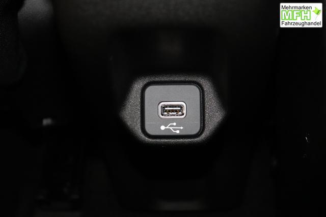 Jeep Renegade 1.5 T4 DCT7 e-Hybrid Limited 1469 96 kW296 Alpine White 020 Stoff Schwarz "7KS Winter-Paket 070 Seitenscheiben hinten und Heckscheibe verdunkelt 5CA Alpine White"