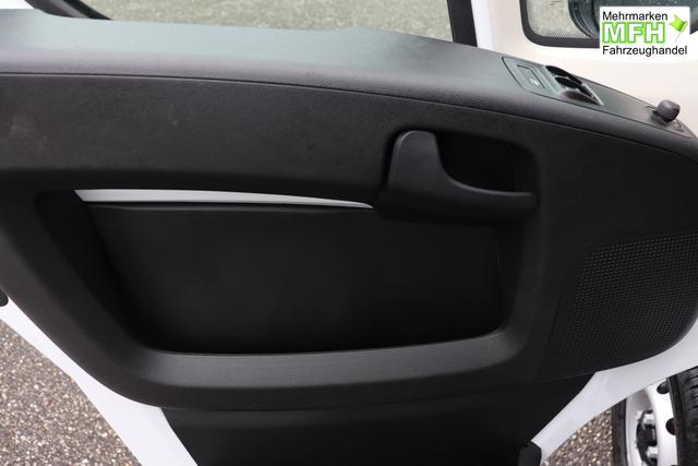 Fiat Ducato Easy Pro L4H2 verblecht 140 HDI MT Euro 6d-ISC-FCM Ducato Wei&szlig; (549) Darko Red Black (196) "144 Allwetterreifen 619 Heckfl&uuml;gelt&uuml;ren mit 260&deg; &Ouml;ffnung 6HQ Aufkleber Notrufnummern 853 Bedienungsanleitung Deutsch AGY Paket ""Techno Plus Visibility"" LHA LED-Beleuchtung im Laderaum"