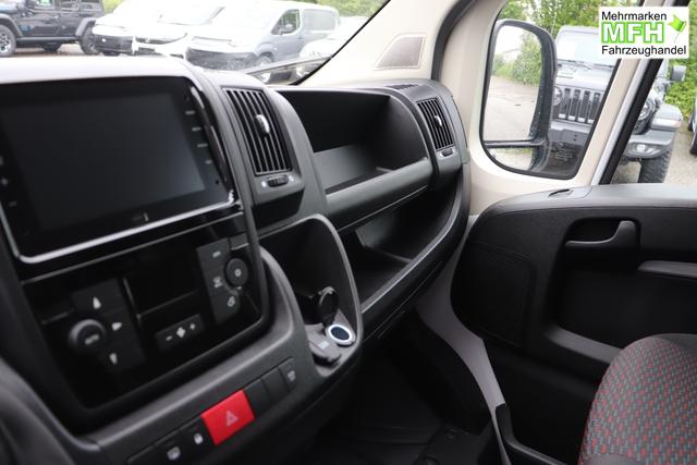 Fiat Ducato Easy Pro L4H2 verblecht 140 HDI MT Euro 6d-ISC-FCM Ducato Wei&szlig; (549) Darko Red Black (196) "144 Allwetterreifen 619 Heckfl&uuml;gelt&uuml;ren mit 260&deg; &Ouml;ffnung 6HQ Aufkleber Notrufnummern 853 Bedienungsanleitung Deutsch AGY Paket ""Techno Plus Visibility"" LHA LED-Beleuchtung im Laderaum"