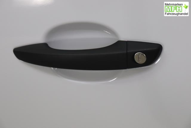 Scudo Scudo Kastenwagen L3 2.0 145 MT6 Kastenwagen549 - WEISS 969 - Standard Sitze "2QC Multifunktionale Beifahrersitzbank ""Eat and Work"" 3OM verst&auml;rktes LED Licht im Laderaum 7ET Komforttrennwand Verglast Mit Kleiderhaken A04 Paket ""Assist"" A06 Paket ""Worksite"" CKD Holzboden Laderaum 9mm Mit Antirutschbeschichtung, Inkl. Sei"