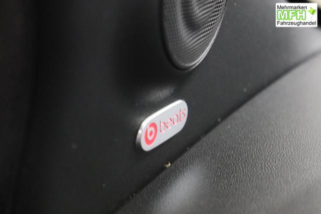 595 & 695 MY23 595 1.4 T-Jet 121 kW (165 PS) MT 695 - Record Grau 557 - Integral-Sportsitze Leder Schwarz "3L3 Komfort-Paket: Bi-Xenon Scheinwerfer, Beats&reg; Audio Soundsystem 3L4 Tech-Paket 5DP Record Grau 9SV, Gutschrift Mopar BMC Sportluftfilter und Tankdeckel aus Aluminium A67 Linea Turismo"