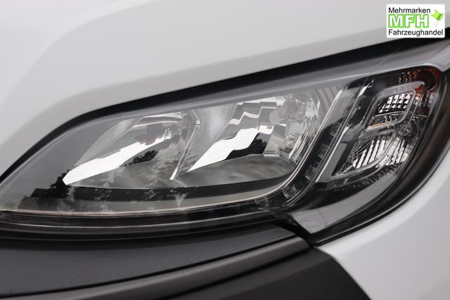 Fiat Professional Ducato series 9 35 L4H2 Kawa verblecht 140 MJT Euro-6D-Final MT 549 - Ducato Wei&szlig; "076 Sitzbezug Schwarz mit Ducato-Logo auf Kopfst&uuml;tze" "502 Beifahrerairbag f&uuml;r Beifahrerdoppelsitz 5W3 Paket ""Techno Nav"" 5W6 Paket ""Visibility"" 5YJ Paket ""City"" 619 Heckfl&uuml;gelt&uuml;ren 260 Grad &Ouml;ffnung (Bei Auswahl Opt. 619 i.V.m. 519.muss Opt. 029 mitbestellt werd 6JA Starre Anh&auml;ngerkupplung 835 Ablagefach im Dach (Serie bei Maxi 40 + Doka) 92P Kraftstofftank 75 Liter JKU 230-Volt-Steckdose an der Mittelkonsole 077 verst&auml;rkte Federn hinten SERIE"