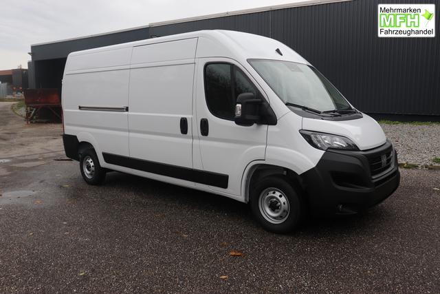 Fiat Professional Ducato series 9 35 L4H2 Kawa verblecht 140 MJT Euro-6D-Final MT 549 - Ducato Wei&szlig; "076 Sitzbezug Schwarz mit Ducato-Logo auf Kopfst&uuml;tze" "502 Beifahrerairbag f&uuml;r Beifahrerdoppelsitz 5W3 Paket ""Techno Nav"" 5W6 Paket ""Visibility"" 5YJ Paket ""City"" 619 Heckfl&uuml;gelt&uuml;ren 260 Grad &Ouml;ffnung (Bei Auswahl Opt. 619 i.V.m. 519.muss Opt. 029 mitbestellt werd 6JA Starre Anh&auml;ngerkupplung 835 Ablagefach im Dach (Serie bei Maxi 40 + Doka) 92P Kraftstofftank 75 Liter JKU 230-Volt-Steckdose an der Mittelkonsole 077 verst&auml;rkte Federn hinten SERIE"