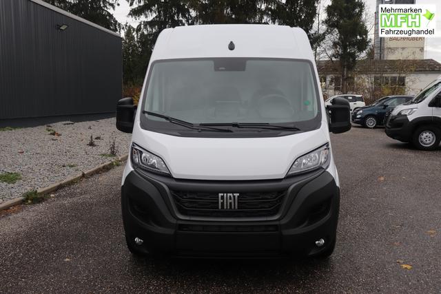 Fiat Professional Ducato series 9 35 L4H2 Kawa verblecht 140 MJT Euro-6D-Final MT 549 - Ducato Wei&szlig; "076 Sitzbezug Schwarz mit Ducato-Logo auf Kopfst&uuml;tze" "502 Beifahrerairbag f&uuml;r Beifahrerdoppelsitz 5W3 Paket ""Techno Nav"" 5W6 Paket ""Visibility"" 5YJ Paket ""City"" 619 Heckfl&uuml;gelt&uuml;ren 260 Grad &Ouml;ffnung (Bei Auswahl Opt. 619 i.V.m. 519.muss Opt. 029 mitbestellt werd 6JA Starre Anh&auml;ngerkupplung 835 Ablagefach im Dach (Serie bei Maxi 40 + Doka) 92P Kraftstofftank 75 Liter JKU 230-Volt-Steckdose an der Mittelkonsole 077 verst&auml;rkte Federn hinten SERIE"
