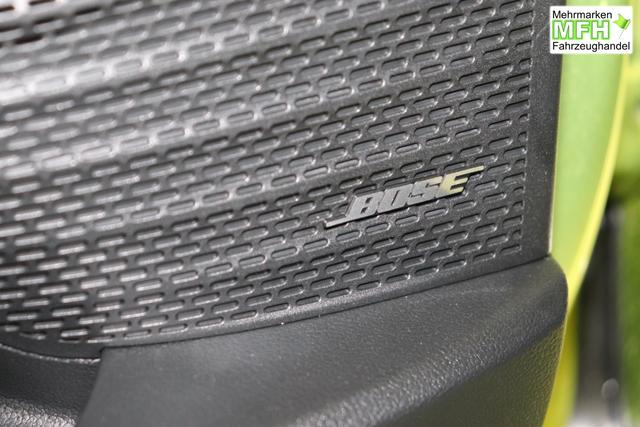 i20 (BC3) Trend Line 1.0 T-GDi 74kW Lucid Lime Metallic Sitzpolsterung in Stoff Schwarz PA4 Infotainment-Paket