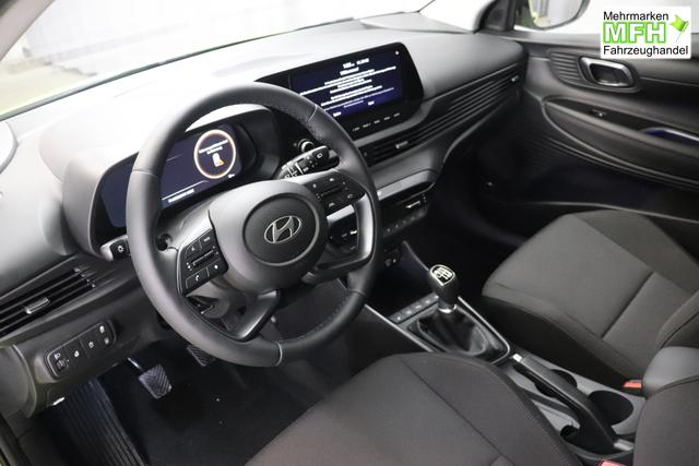 i20 (BC3) Trend Line 1.0 T-GDi 74kW Lucid Lime Metallic Sitzpolsterung in Stoff Schwarz PA4 Infotainment-Paket