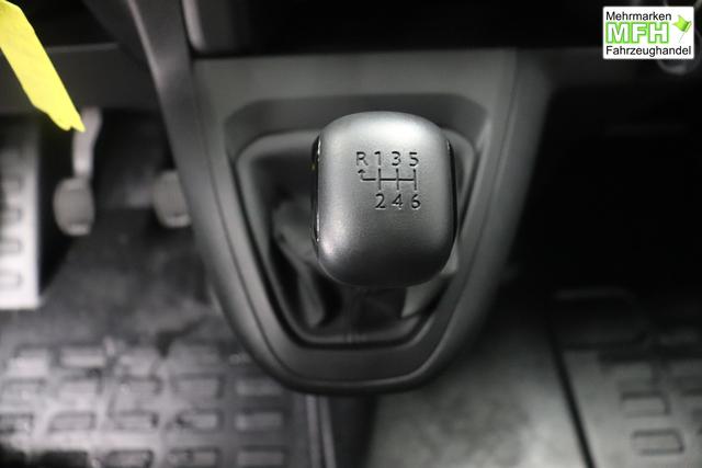 Fiat Scudo L3 2.0 145PS MT 549 - WEISS 969 - Standard Sitze "980 vollwertiges Ersatzrad 9A1 Pack Visibility Schweibenwischer mit Regensensor Elektrische und beheizbare Au&szlig;enspiegel, anklappbar Nebelscheinwerfer Serie: 516 Heckfl&uuml;gelt&uuml;ren 450 H&ouml;henverstellbarer Fahrersitz 056 Berganfahrhilfe 149 Trennwand ohne Fenster 025 Klimaanlage"