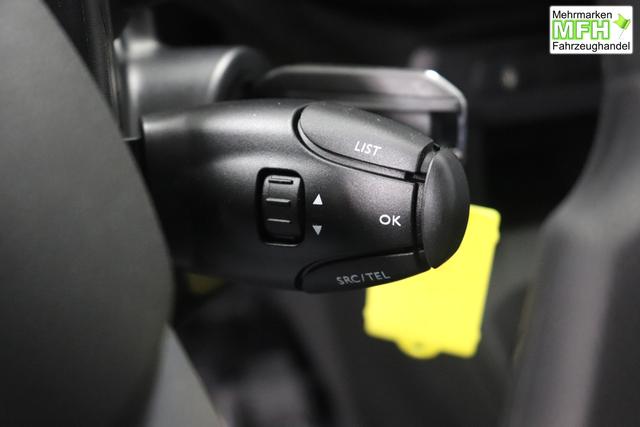 Fiat Scudo L3 2.0 145PS MT 549 - WEISS 969 - Standard Sitze "980 vollwertiges Ersatzrad 9A1 Pack Visibility Schweibenwischer mit Regensensor Elektrische und beheizbare Au&szlig;enspiegel, anklappbar Nebelscheinwerfer Serie: 516 Heckfl&uuml;gelt&uuml;ren 450 H&ouml;henverstellbarer Fahrersitz 056 Berganfahrhilfe 149 Trennwand ohne Fenster 025 Klimaanlage"