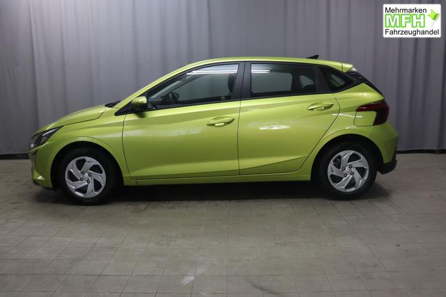 Hyundai i20 Comfort 1.2 58 kW (79 PS) Klimaanlage, Navigationssystem, Radio mit DAB, Apple CarPlay & Android Auto, R&uuml;ckfahrkamera, Einparkhilfe hinten, Lichtsensor, Spurhalteassistent, Fernlichtassistent, Verkehrszeichenassistent uvm. 