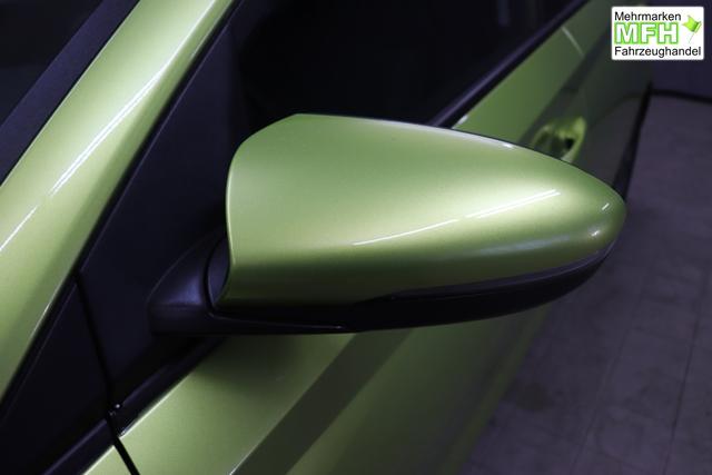 Hyundai i20 Family 1.0 T-GDI 73 kW (100 PS) Navigationssystem, Klimaautomatik, Sitzheizung, Lenkradheizung, Radio mit DAB, Apple CarPlay & Android Auto, Rückfahrkamera, Einparkhilfe hinten, Lichtsensor, Spurassistent, Fernlichtassistent, Verkehrszeichenassistent uvm. 