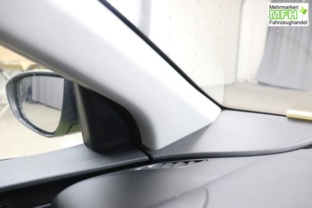 Hyundai i20 Family 1.0 T-GDI 73 kW (100 PS) Navigationssystem, Klimaautomatik, Sitzheizung, Lenkradheizung, Radio mit DAB, Apple CarPlay & Android Auto, Rückfahrkamera, Einparkhilfe hinten, Lichtsensor, Spurassistent, Fernlichtassistent, Verkehrszeichenassistent uvm. 