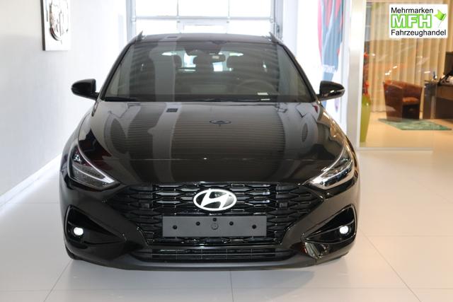 Hyundai i30 GO+ 1.0 TGDi DCT 73 kW (100 PS) Navigationssystem, Radio, DAB, Android Auto, Apple CarPlay, 2-Zonen-Klimaautomatik, Lenkradheizung, Sitzheizung, Induktionsladen des Smartphones, 17" Leichtmetallfelgen, uvm. 