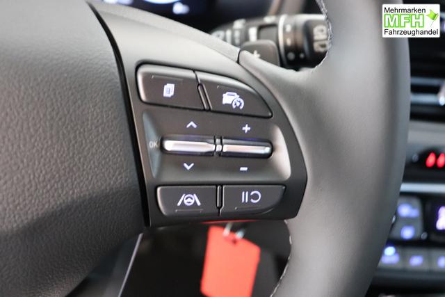 Hyundai i30 GO+ 1.0 TGDi DCT 73 kW (100 PS) Navigationssystem, Radio, DAB, Android Auto, Apple CarPlay, 2-Zonen-Klimaautomatik, Lenkradheizung, Sitzheizung, Induktionsladen des Smartphones, 17" Leichtmetallfelgen, uvm. 