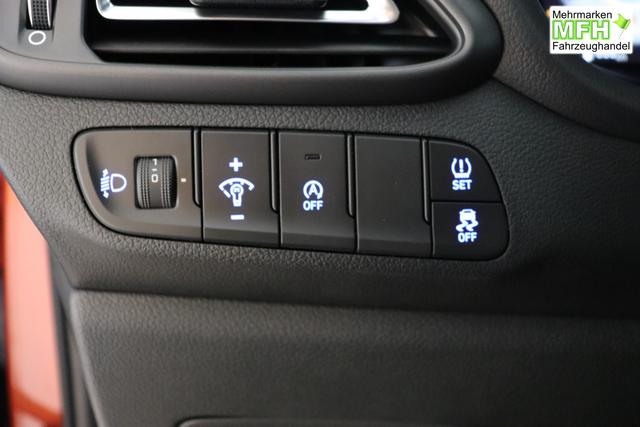 Hyundai i30 GO+ 1.0 TGDi DCT 73 kW (100 PS) Navigationssystem, Radio, DAB, Android Auto, Apple CarPlay, 2-Zonen-Klimaautomatik, Lenkradheizung, Sitzheizung, Induktionsladen des Smartphones, 17" Leichtmetallfelgen, uvm. 