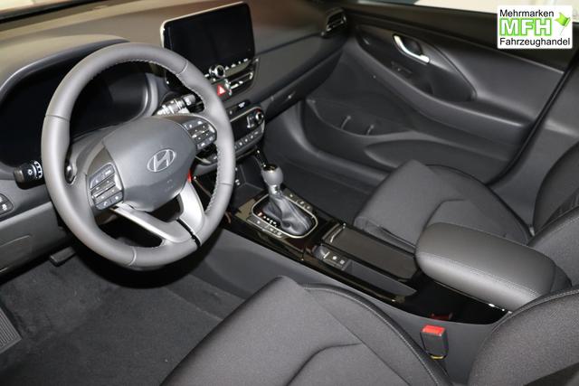 Hyundai i30 GO+ 1.0 TGDi DCT 73 kW (100 PS) Navigationssystem, Radio, DAB, Android Auto, Apple CarPlay, 2-Zonen-Klimaautomatik, Lenkradheizung, Sitzheizung, Induktionsladen des Smartphones, 17" Leichtmetallfelgen, uvm. 