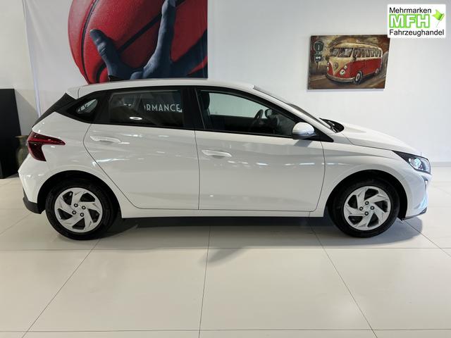 Hyundai i20 1,2 Comfort Atlas White, Beispielbilder, ggf. teilweise mit Sonderausstattung